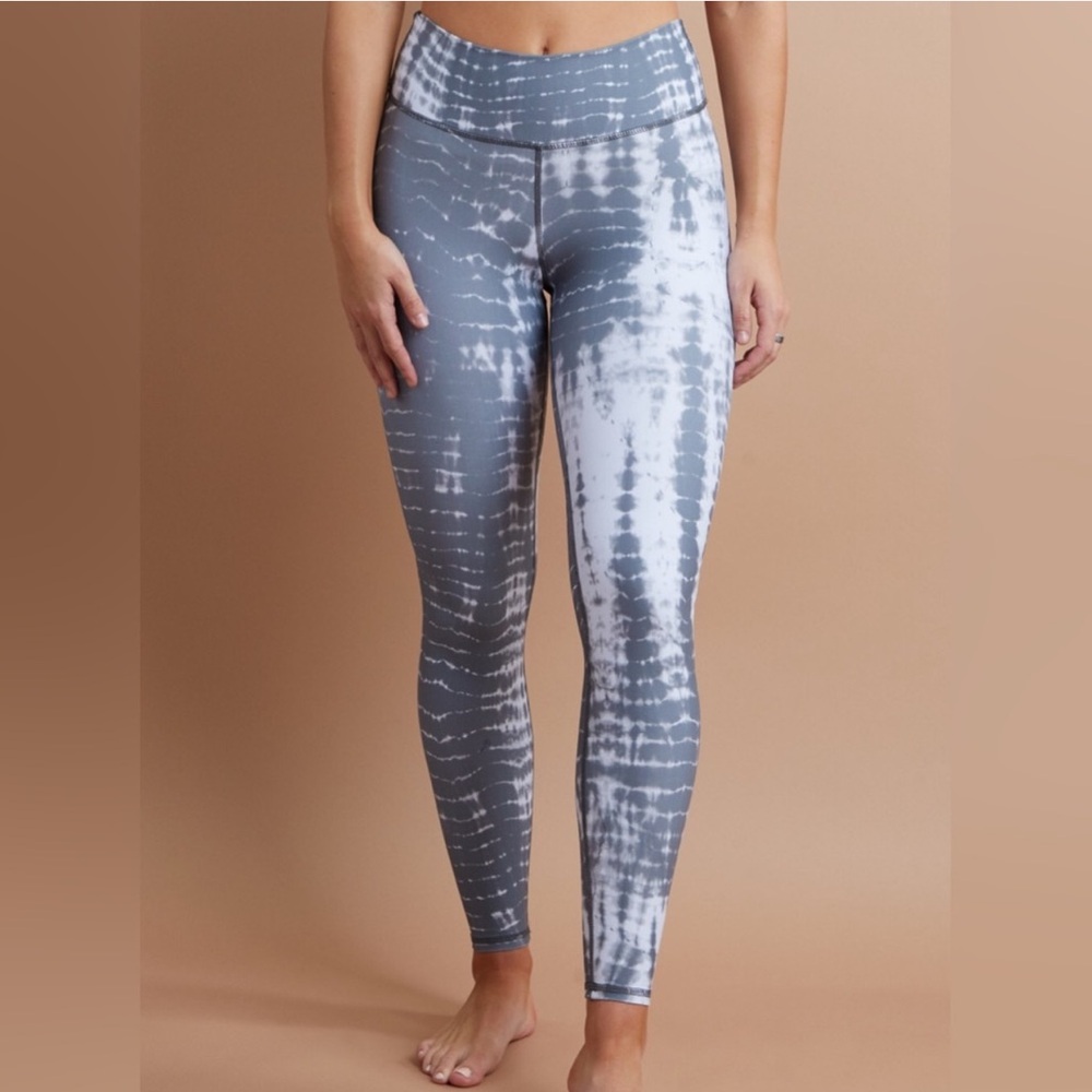 Savvi Indi Tie Dye Print Leggings Athletic Tights High Rise Grey White Large